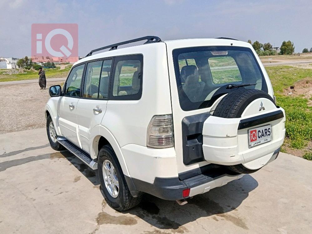 ميتسوبيشي باجيرو